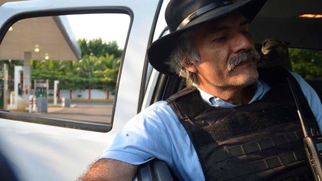 José Manuel Mireles, líder de los grupos de autodefensa de Michoacán. Foto: Excélsior.