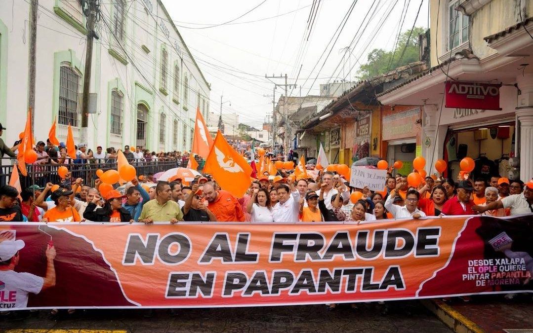 Acusan presunto fraude electoral en Papantla; ciudadanos y MC salen a defender el voto