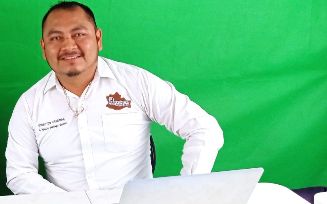Periodista zapoteca denuncia hostigamiento tras detención de sus escoltas en Oaxaca
