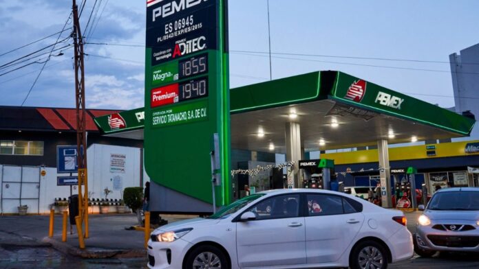 Amplía Pemex cobertura financiera para gasolina y gana 2.17 mdd