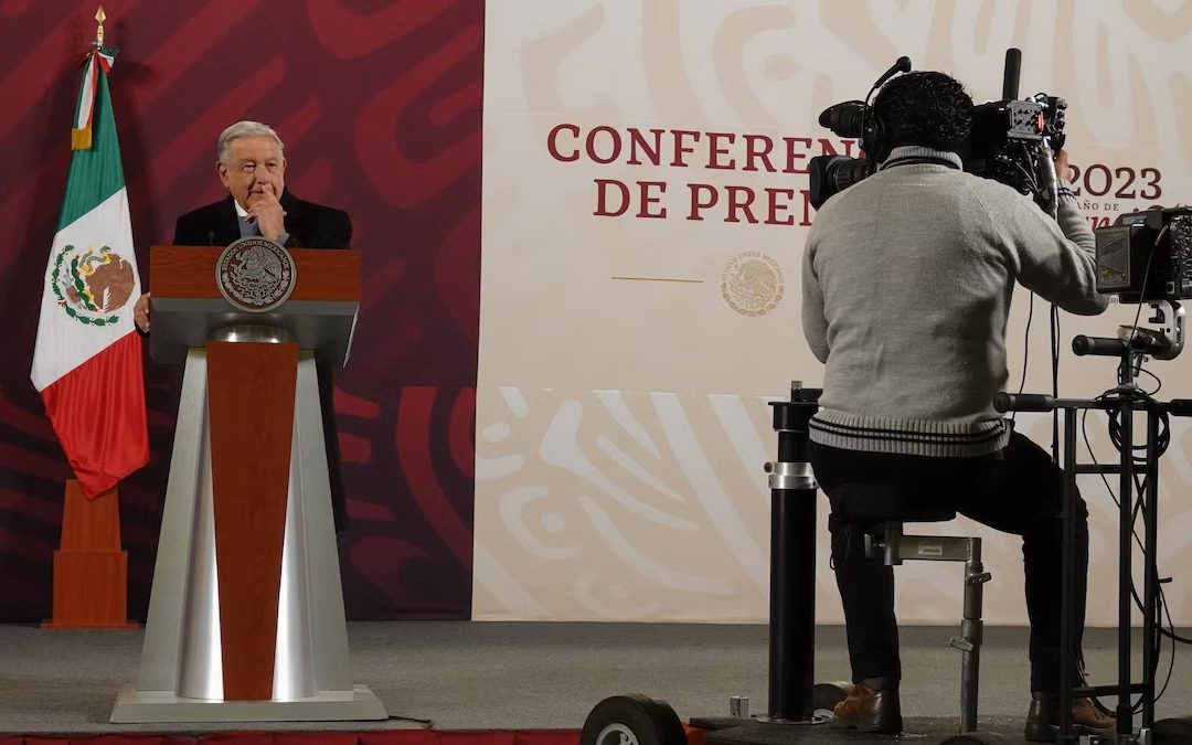 Recortan salud… y duplican gasto en publicidad en Guerrero, Estado de México, Puebla y Veracruz