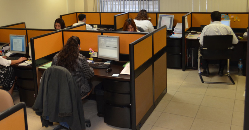 Burócratas logran aumento salarial del 9% retroactivo a enero