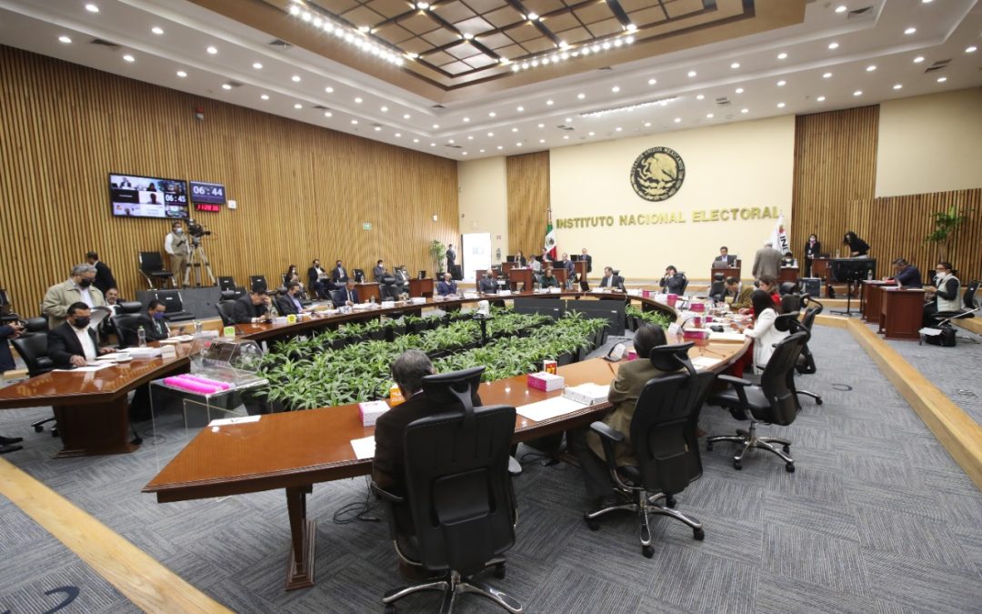 Alerta en el INE: advierten riesgos en la reforma electoral para 2027