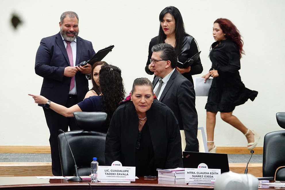 INE le perdona a Morena 55 millones pese a irregularidades