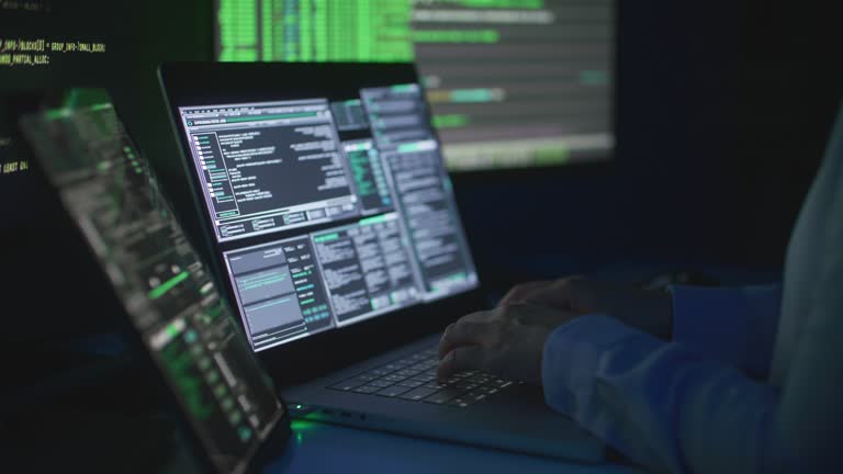 Filtran videos íntimos de jaliscienses a través de cámaras hackeadas