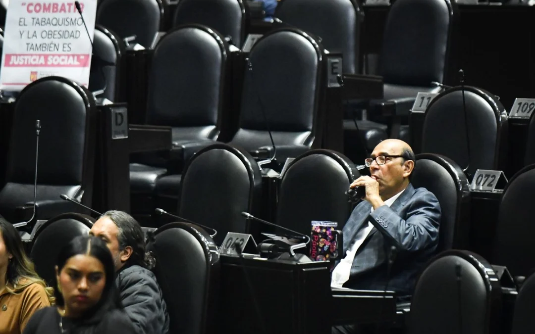 Diputados aprueban alza en impuestos a refrescos, sueros y cigarros; la oposición advierte impacto en el bolsillo ciudadano