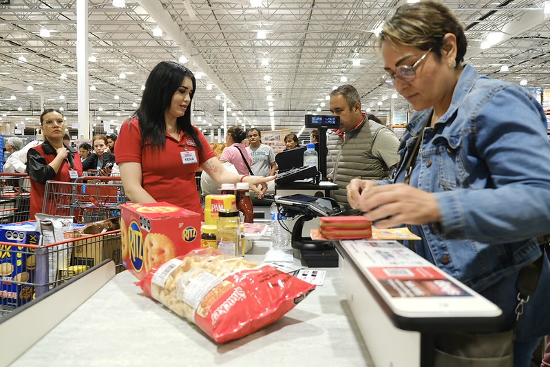 Reducción de jornada laboral no prioriza dos días de descanso y aumenta horas extra