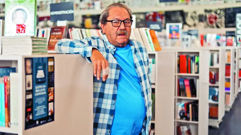 Controversia por gasto del FCE: 25 mdp en libros para naciones “amigas”