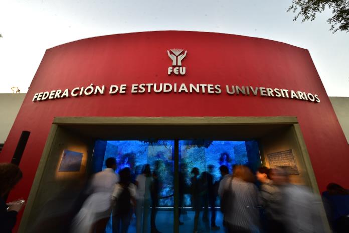 UdeG subsidia hasta 500 mil pesos en transporte a presidenta de la FEU