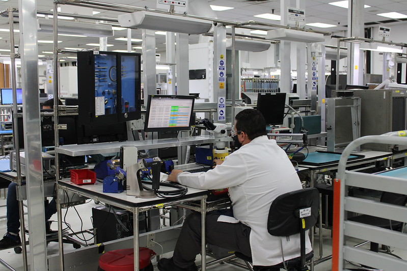 Semana laboral podría seguir siendo de seis días pese a reforma de 40 horas